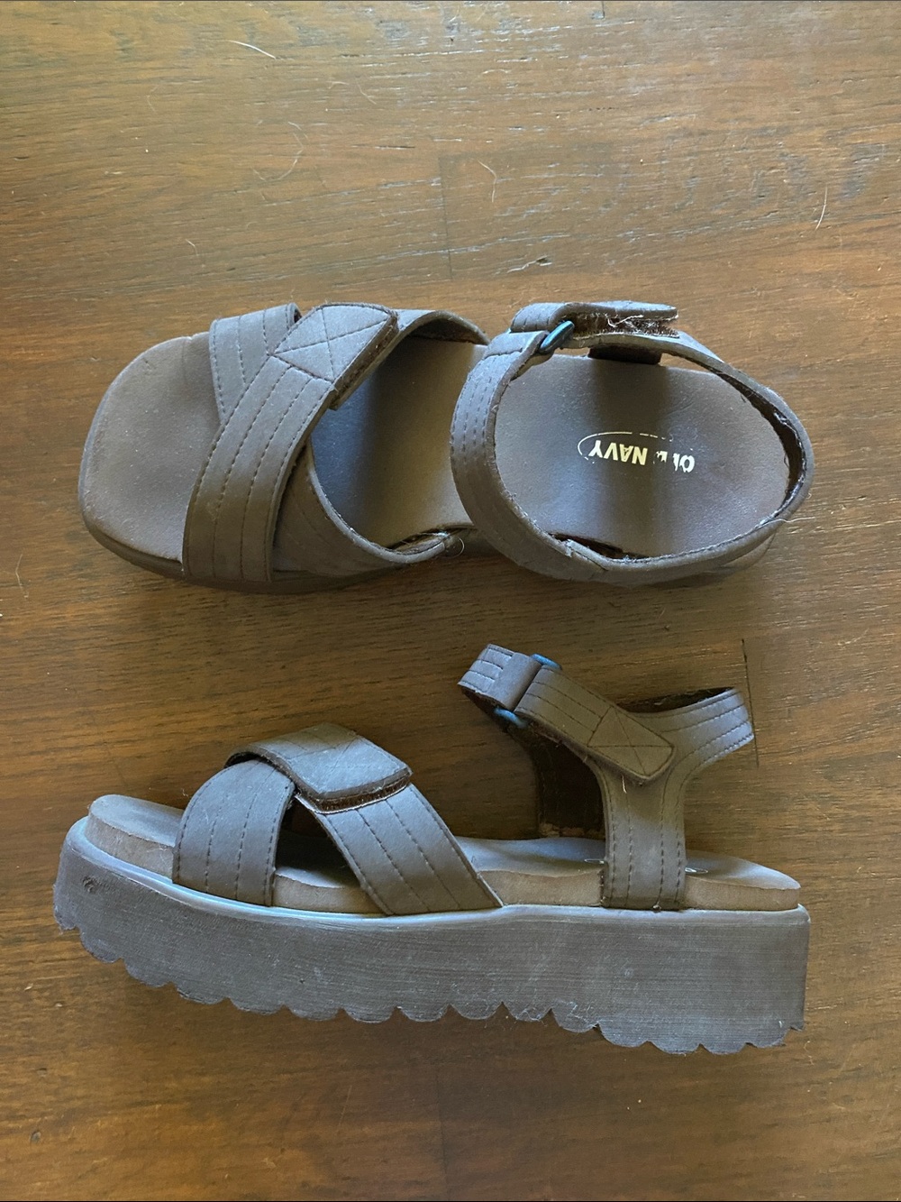 Y2K Old Navy Dark Brown Platform Sandals with Hook-and-Loop Straps
